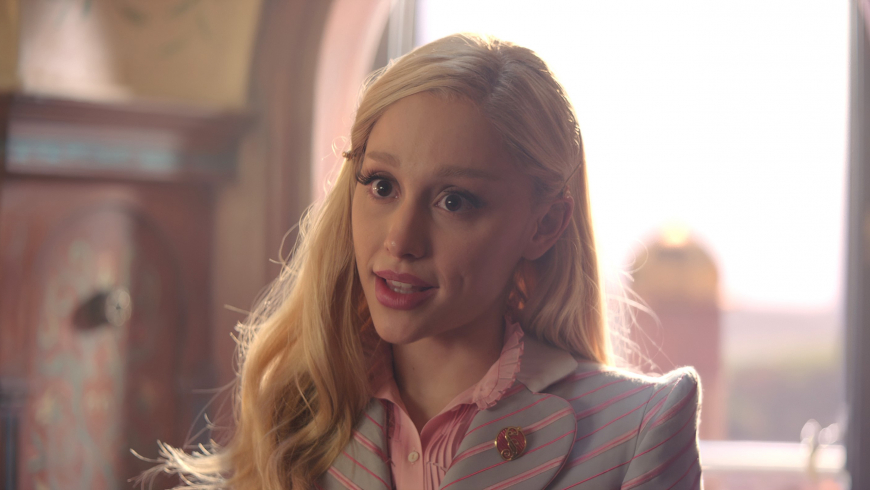 HD wallpapers Wicked movie 2024 with Ariana Grande as Glinda and Cynthia Erivo as Elphaba