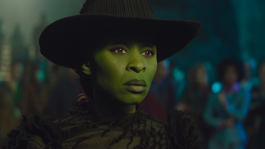 HD wallpapers Wicked movie 2024 with Ariana Grande as Glinda and Cynthia Erivo as Elphaba