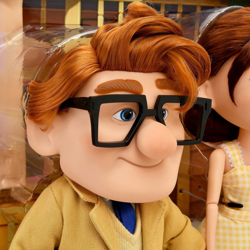 Disney Store Pixar Up Carl and Ellie Limited edition Dolls 2-pack
