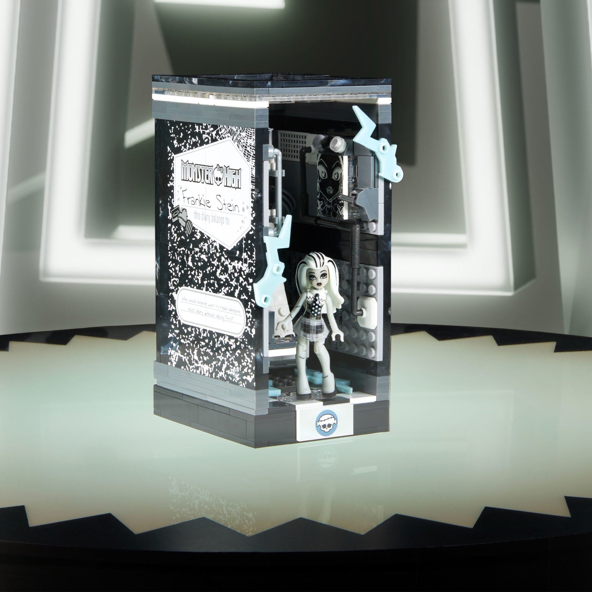 Monster high lab store