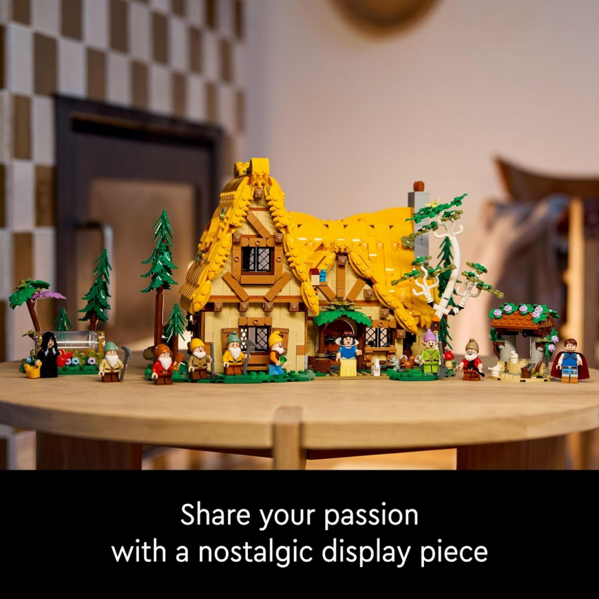 LEGO Disney Snow White and The Seven Dwarfs’ Cottage