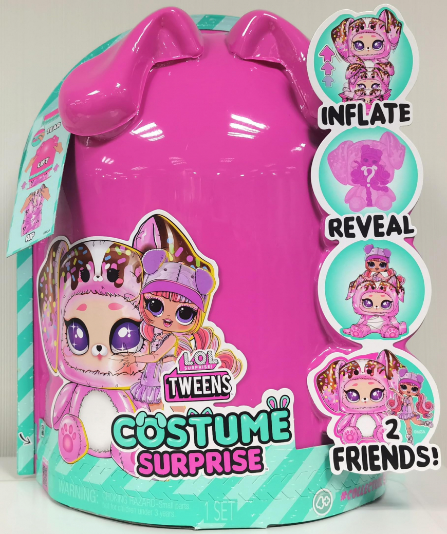 LOL Tweens costume surprise