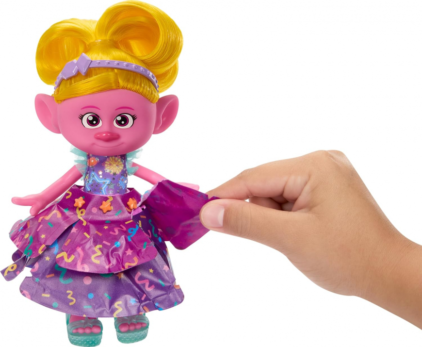 Mattel Trolls Fun Fair Surprise Vida deluxe fashion doll