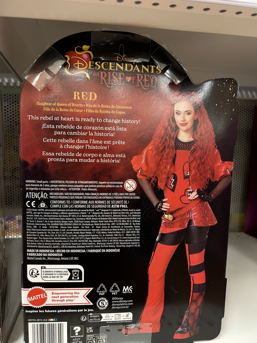 Descendants The Rise of Red dolls