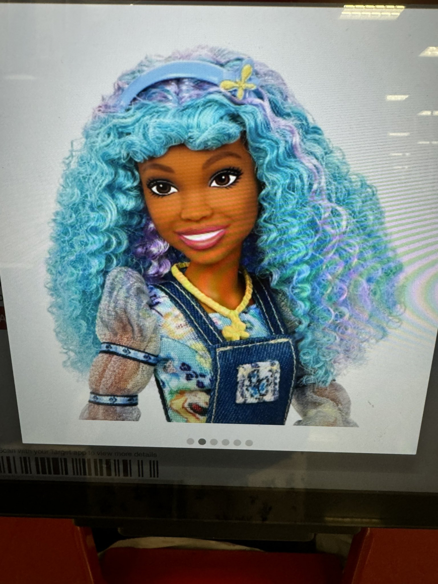 Descendants rise of red First look at Ella, young Cinderella doll