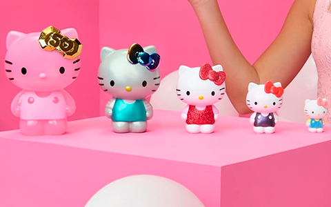 Hello Kitty 50th Anniversary Nesting Figures