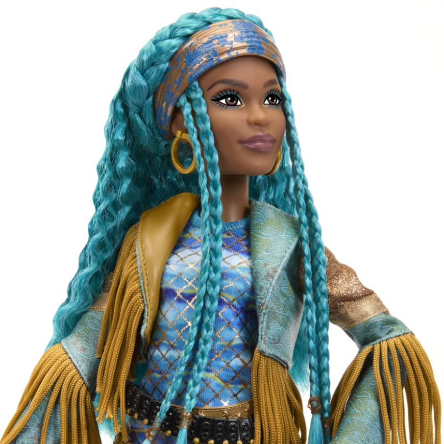 Disney Descendants 4 The Rise of Red Uma doll