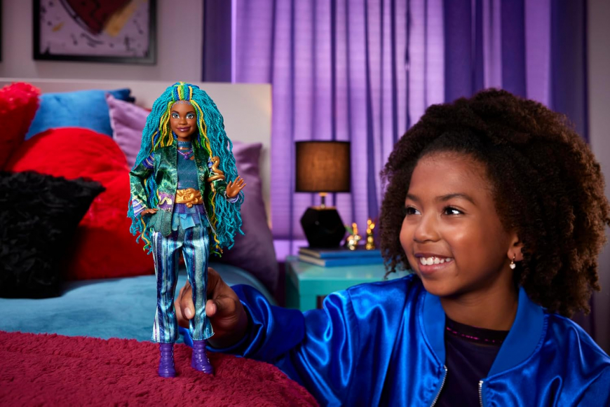 Disney Descendants The Rise of Red Uliana doll