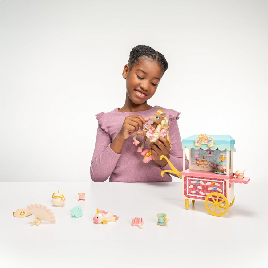 Wild Manes Cherie’s Tea and Treats Cart Playset