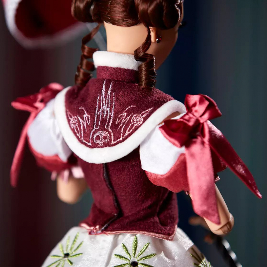 Disney Haunted Mansion Limited Edition 17'' Sarah Sally Slatter doll 2024