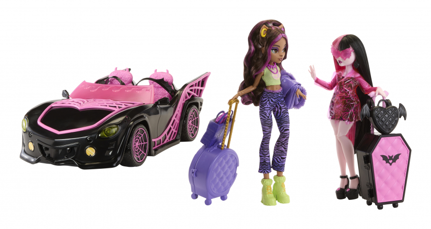 Monster High Eekend Getaway set with Draculaura and Clawdeen dolls