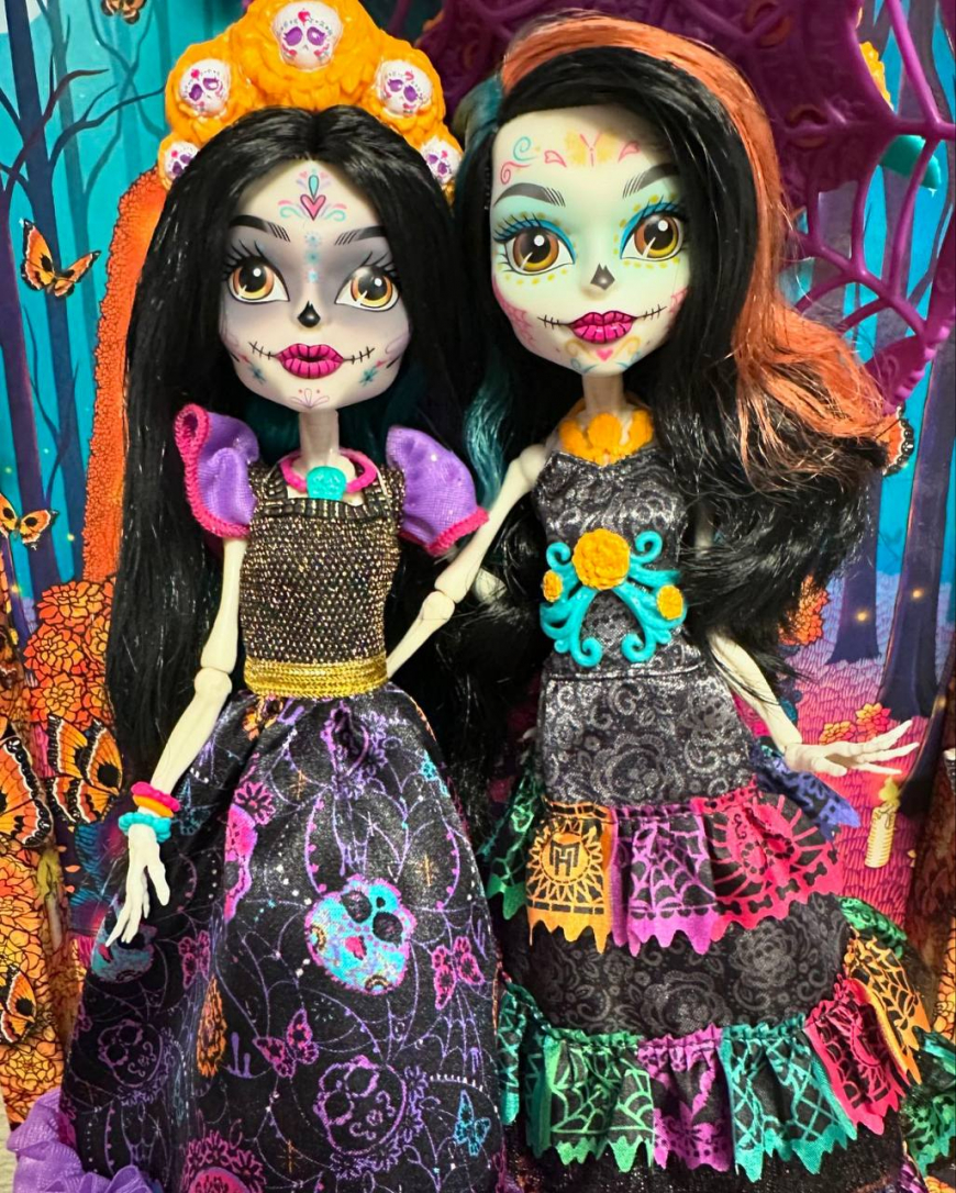 Monster High Howliday Dia De Muertos Skelita Calaveras 2024 doll irl photos
