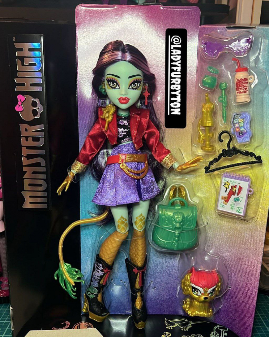 New Monster High Jinafire Long G3 doll 2024 in real life photos