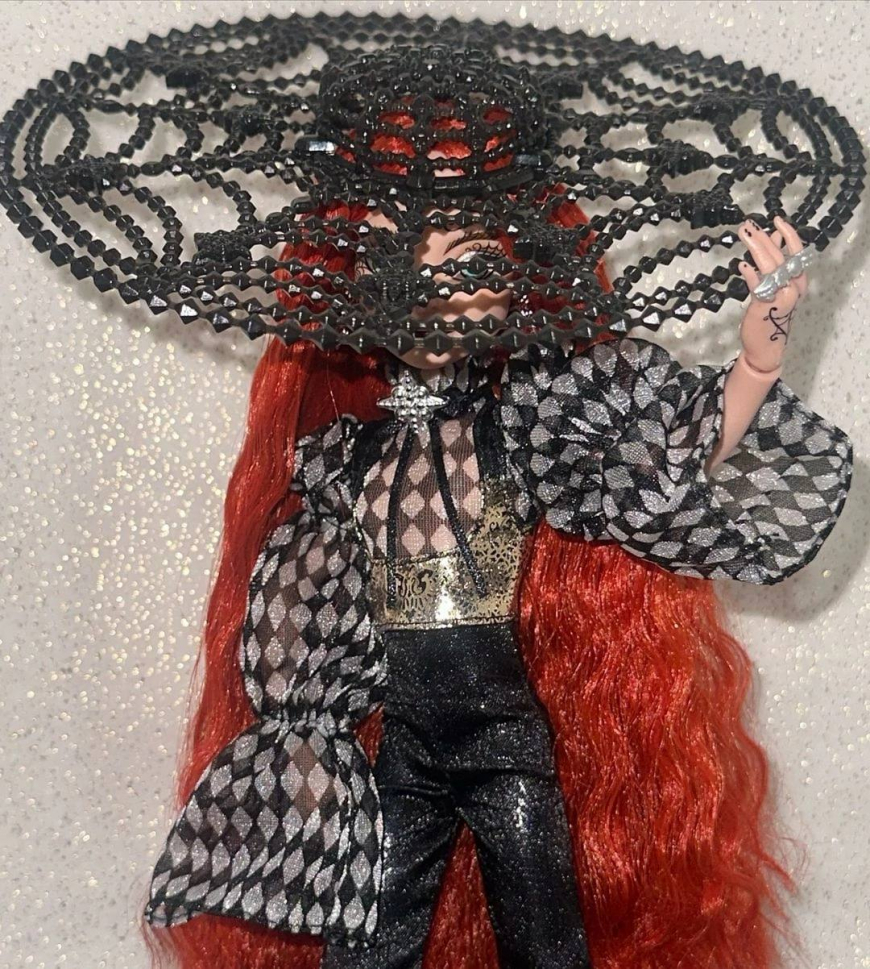 Monster High Witch Weaver Harris Reed Collector doll irl photos