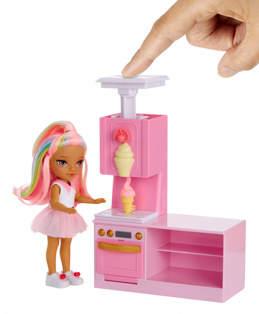 Rainbow High Little Dessert Shop with Kandy doll Playset