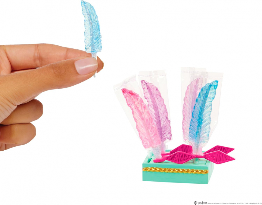 Miniverse Make It Mini Harry Potter wave 2 Honeydukes' wizarding sweets stock images