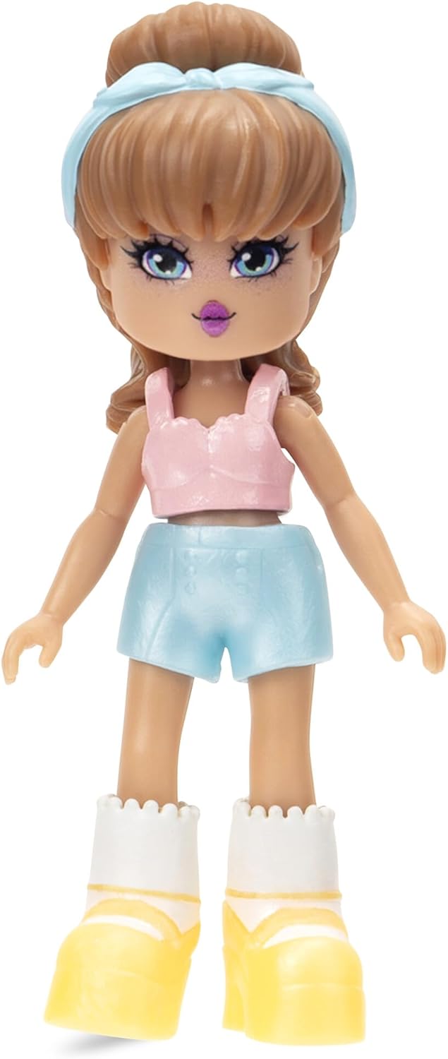 Royale High series 2 Light Fairy mini doll