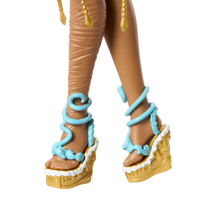 Monster High Scary Sweet Birthday Cleo de Nile doll