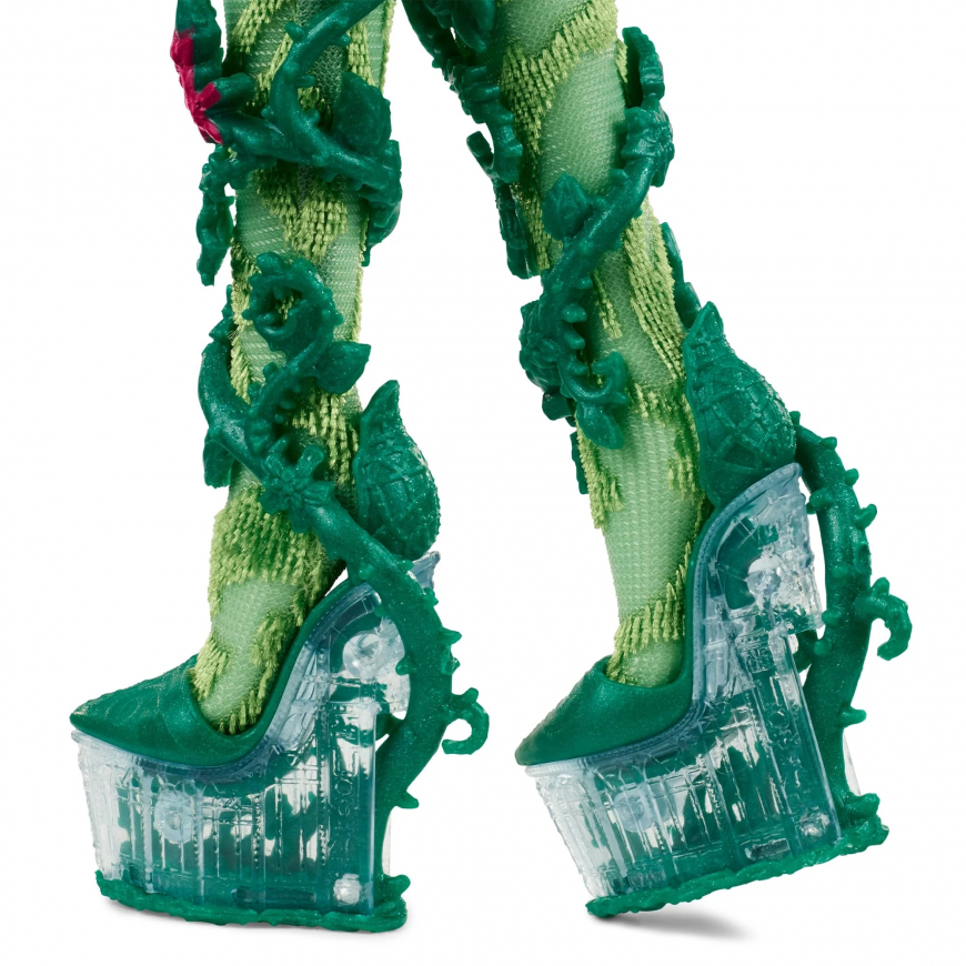 Monster High Skullector Venus McFlytrap doll