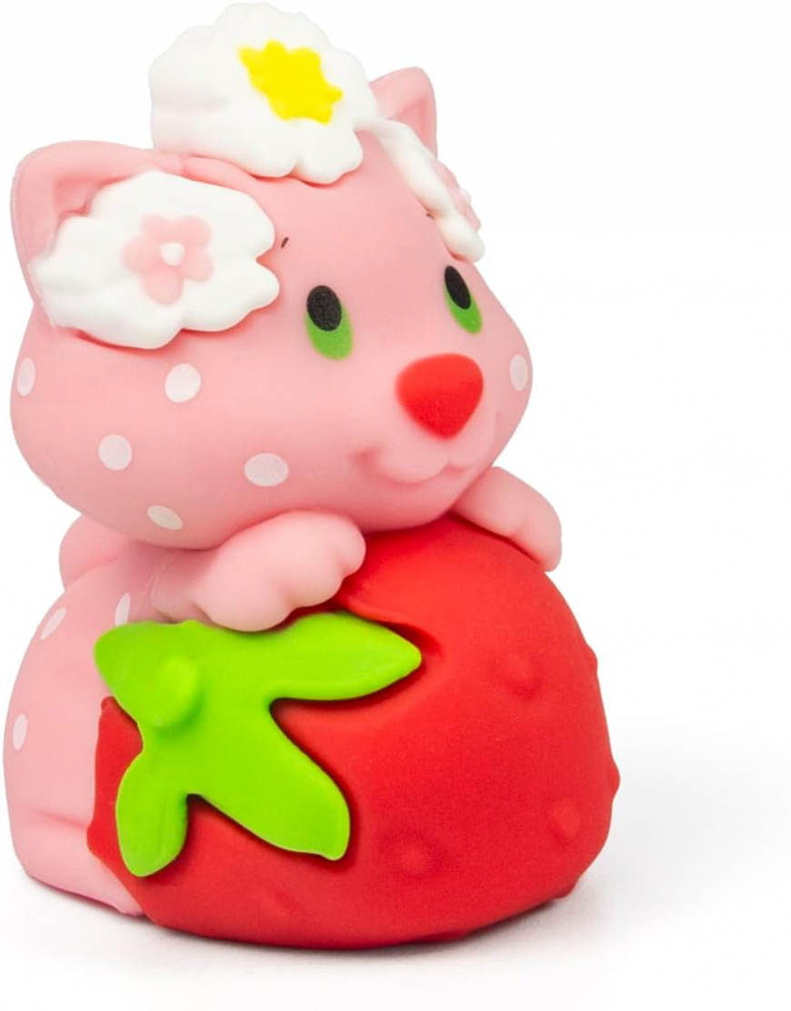 The Loyal Subjects Strawberry Shortcake 3-Pack Sweet Scented Easter figures set