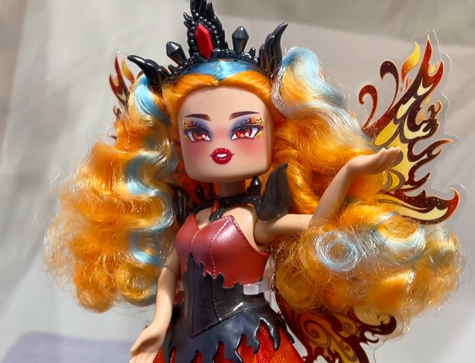 Royale High Series 3 Fire fairy Emberlynn fashion doll