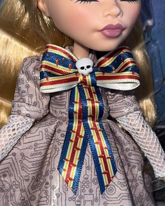 Monster High Skullector M3GAN movie doll irl photos