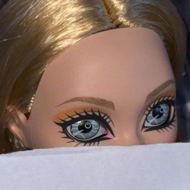 Monster High Skullector M3GAN movie doll irl photos