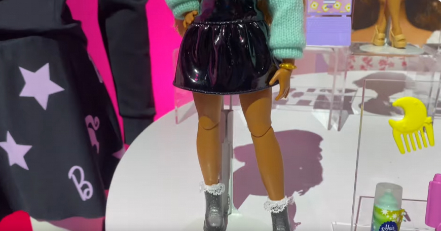 Barbie Dream Besties Zia core doll