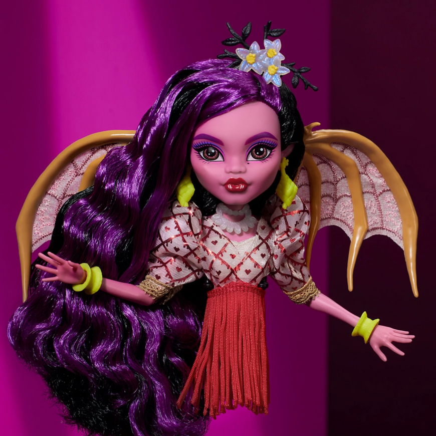 Monster High Designer Series Corazon Marikit Philippines Manananggal Skullector doll