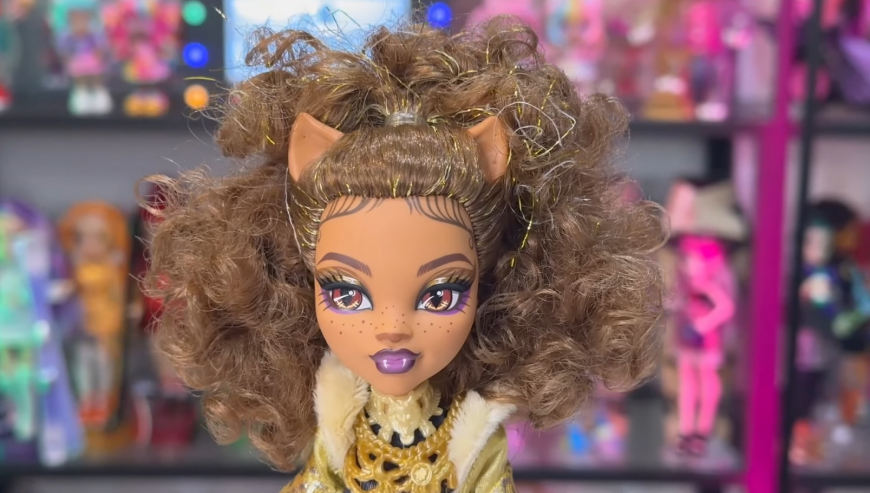 Hauntlywood Mysteries Clawdeen Wolf details