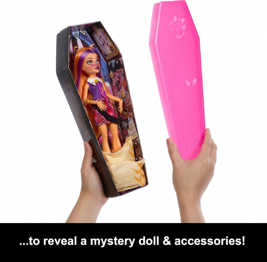 Monster High Buried Secrets series 2 dolls Scare-mester style