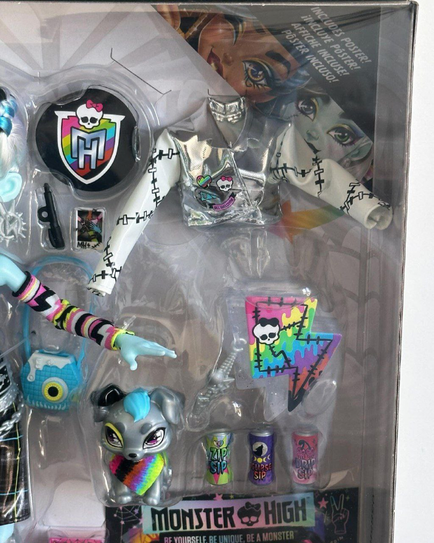 Monster High Welcome Committee Frankie Stein doll in real life