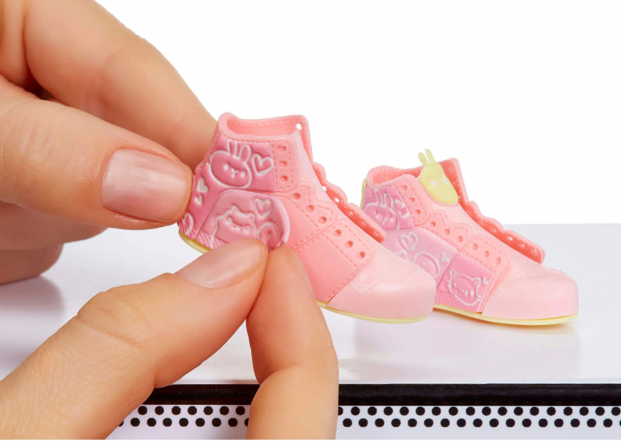 MGA's Miniverse Make It Mini Sneakers