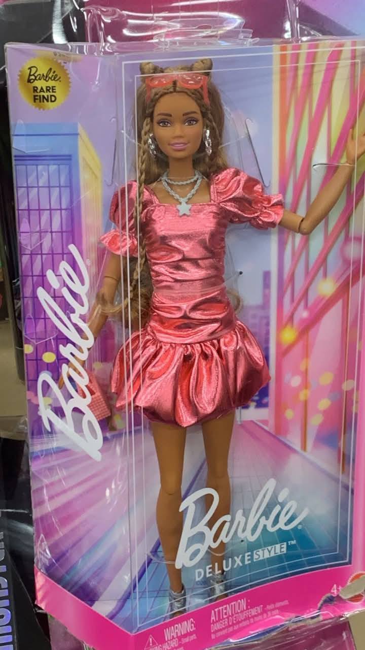 Rare Find Barbie Deluxe Style Doll in Maroon Metallic Dress JGH81