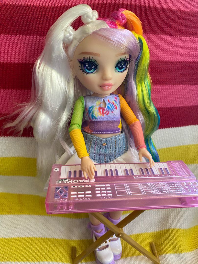 Rainbow High Junior High Rock Band dolls 2025 the Prismatics in real life photos