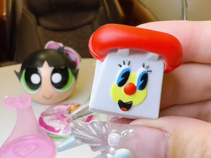LOL Surprise Loves Powerpuff Girls dolls unboxing images