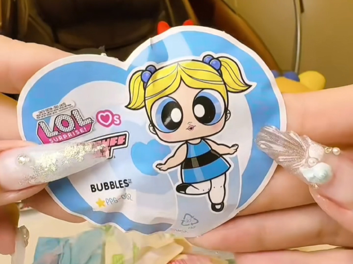 LOL Surprise Loves Powerpuff Girls dolls unboxing images