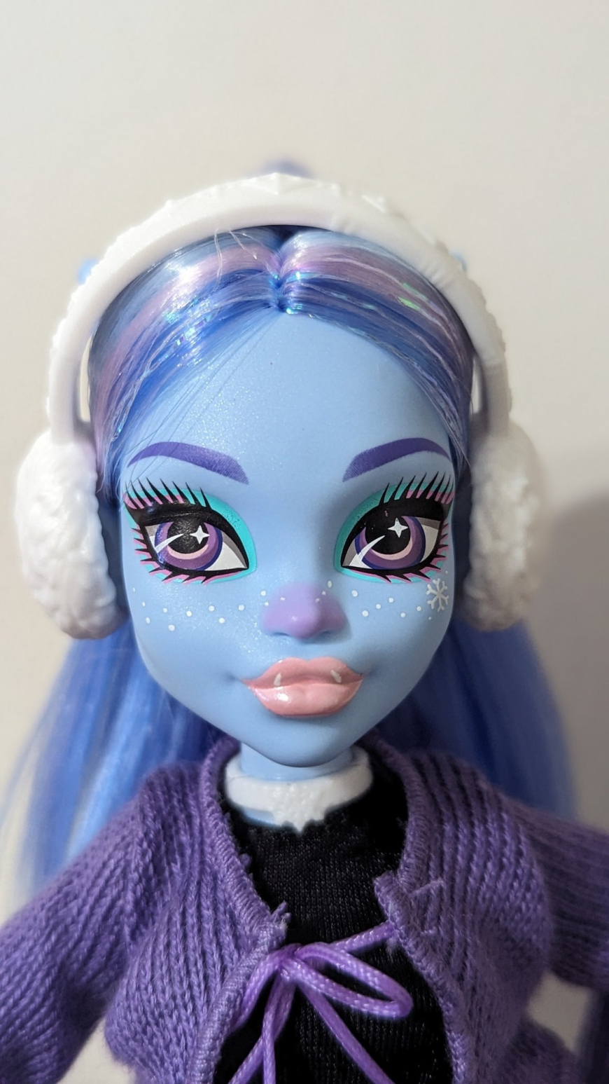Monster High Fearbook series 2 dolls Abbey irl photos