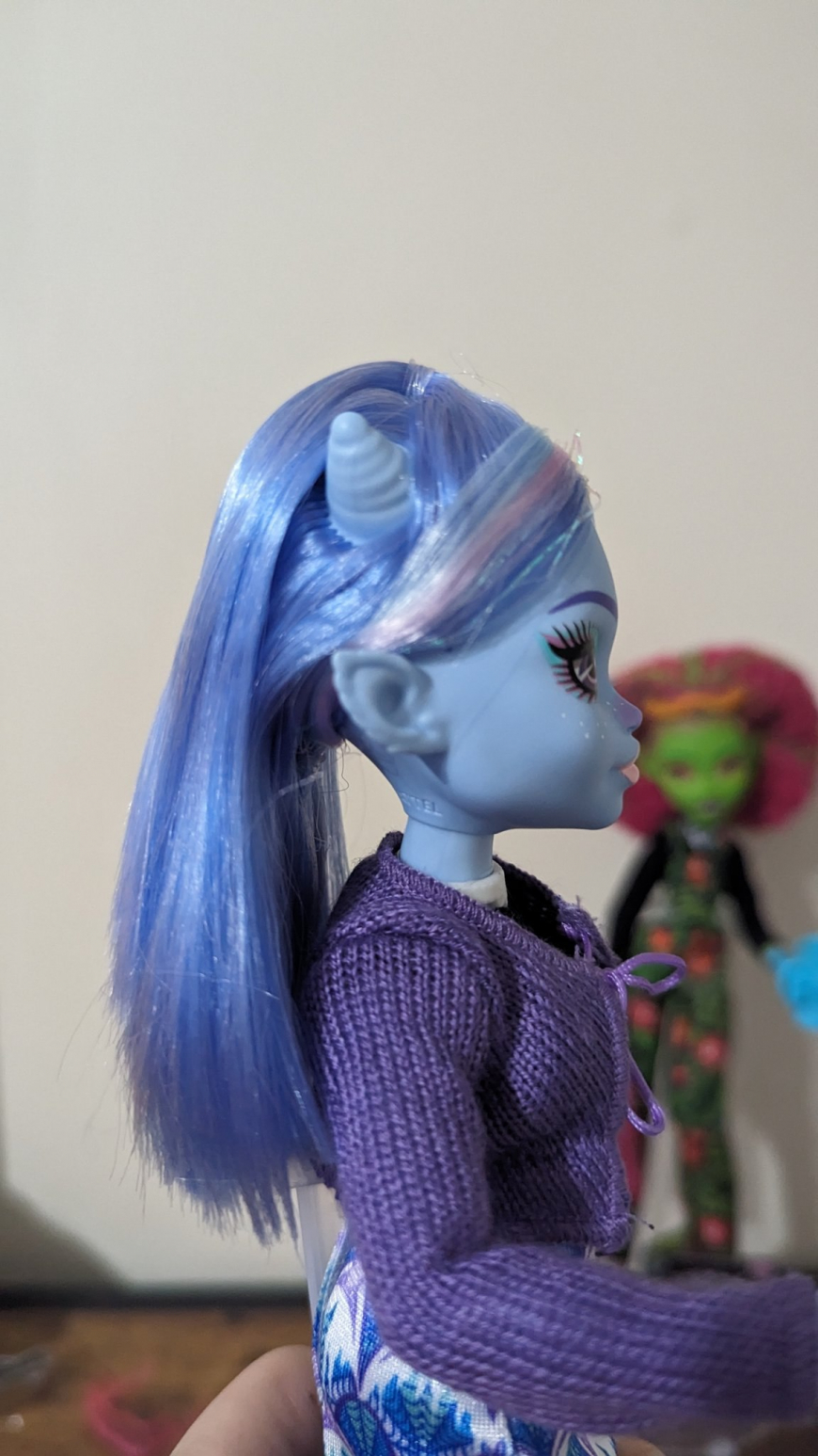 Monster High Fearbook series 2 dolls Abbey irl photos