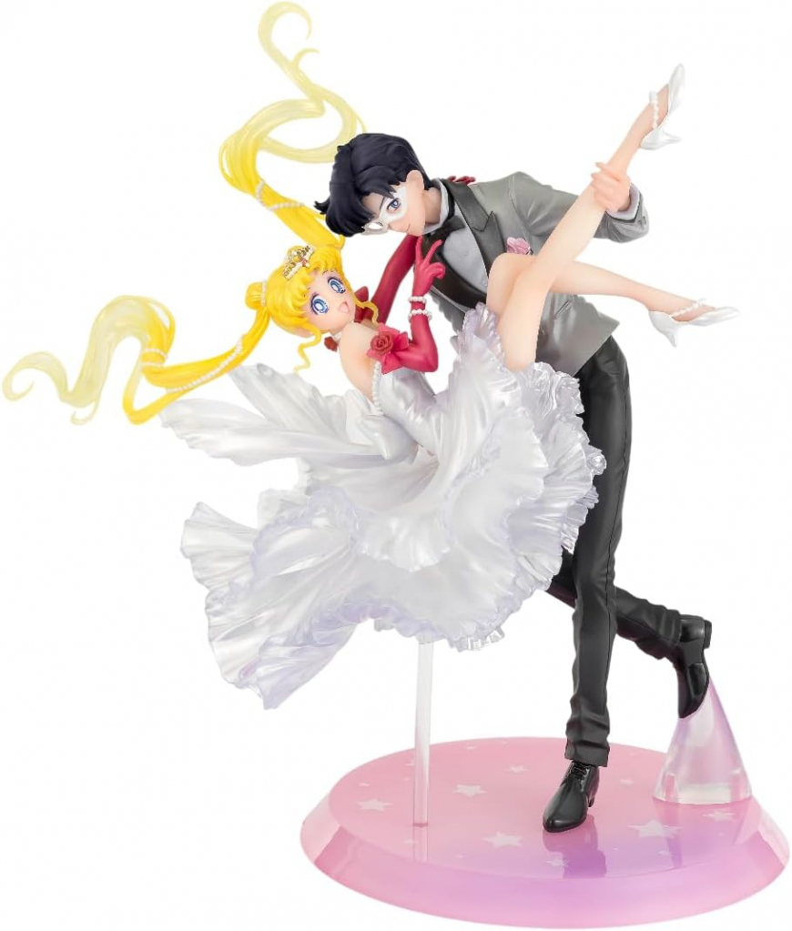 Sailor Moon Usagi and Tuxedo Mask Moonlight Glow Edition figure with new coloring to FiguartsZERO chouette