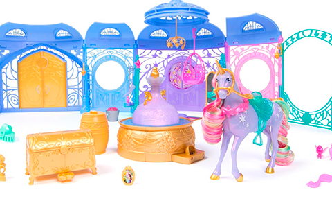 Unicorn Academy Starglow Fountain & Stable Playset with Wildstar