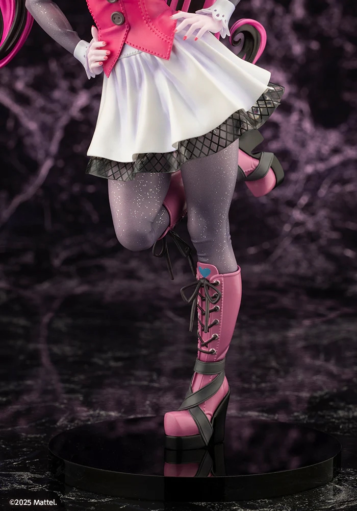 Kotobukiya Monster High Draculaura Bishoujo figure