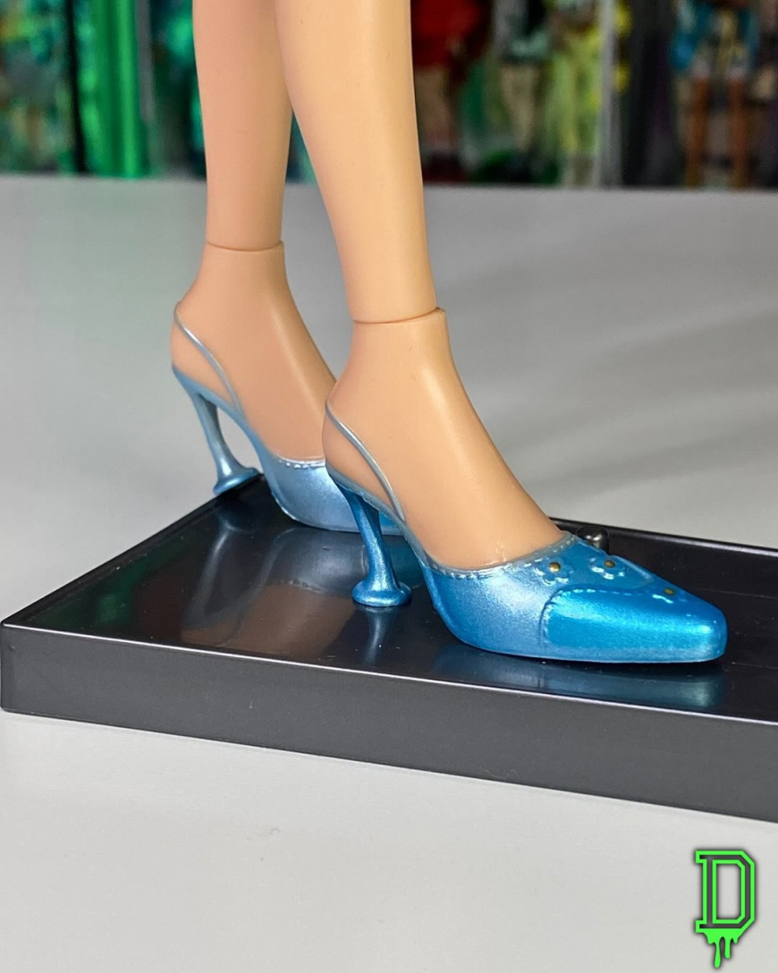 Bratz Fashion Pixiez dolls 2025 irl photos