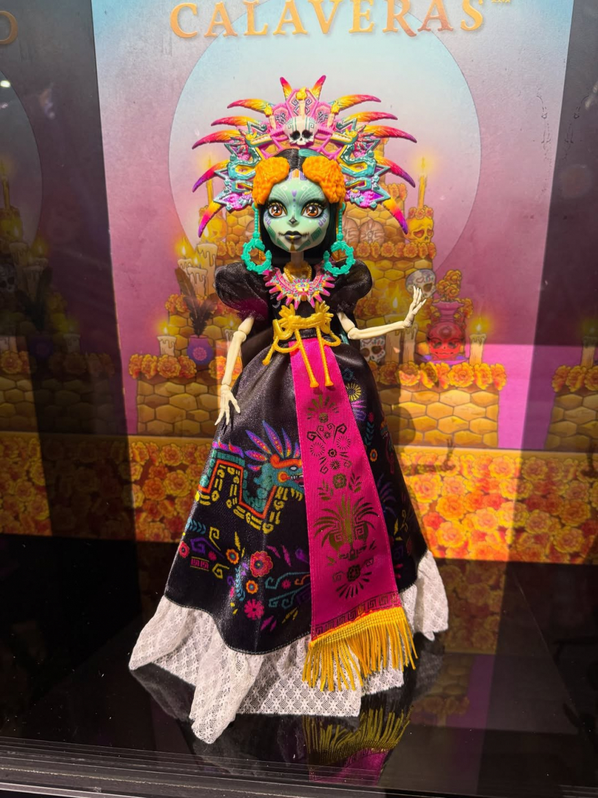 Monster High Howliday Dia De Muertos Skelita Calaveras 2025 doll in real life photos