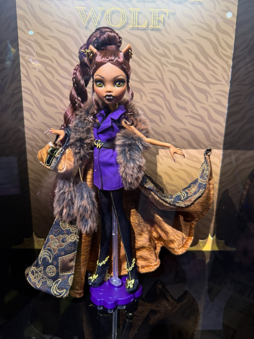 Monster High Skullector House of Wolf Clawdeen Wolf doll