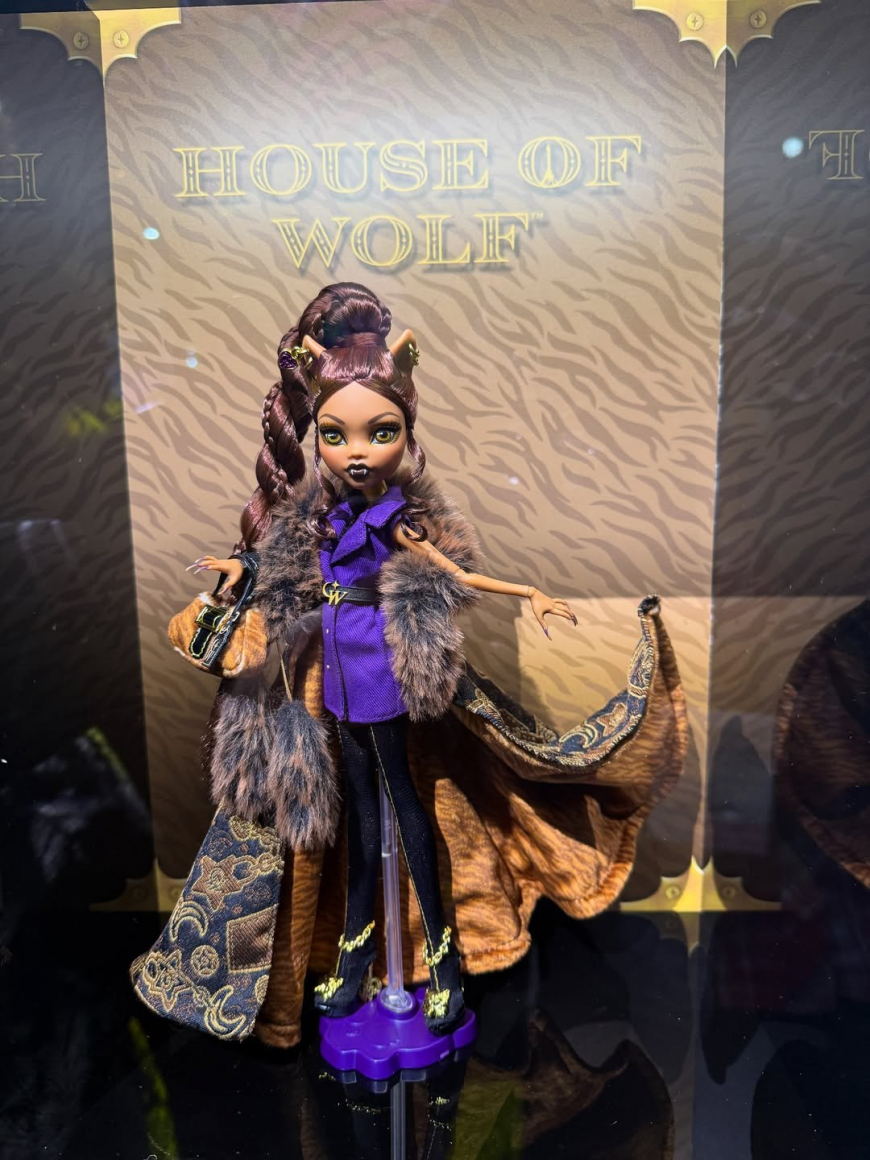 Monster High Skullector House of Wolf Clawdeen Wolf doll