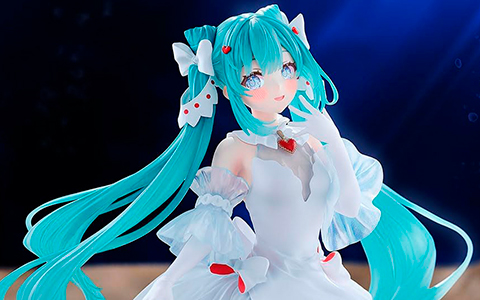 Hatsune Miku Clearluxe  Clione Evolve Figure from Bandai Spirits Banpresto
