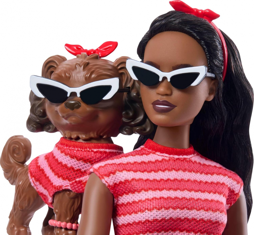 Barbie Twinning Looks doll striped crop top