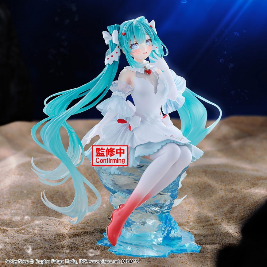 Hatsune Miku Clearluxe  Clione Evolve Figure from Bandai Spirits Banpresto