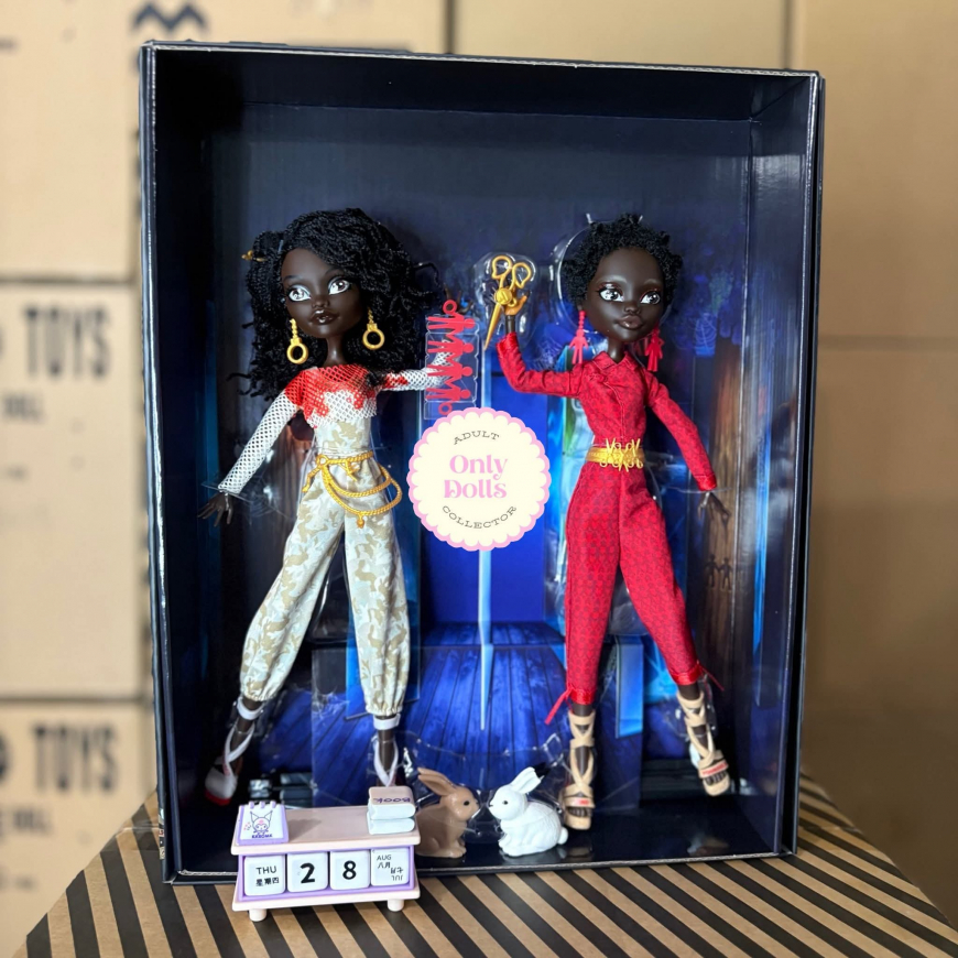Monster High skullector US dolls